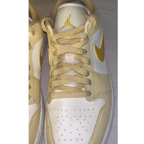 Nike Air Jordan 1 Low Sail Yellow Ochre DC0774-170 Women's 11.5 Men's 10 - Picture 4 of 10